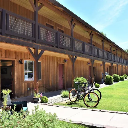 Methow River Lodge And Cabins